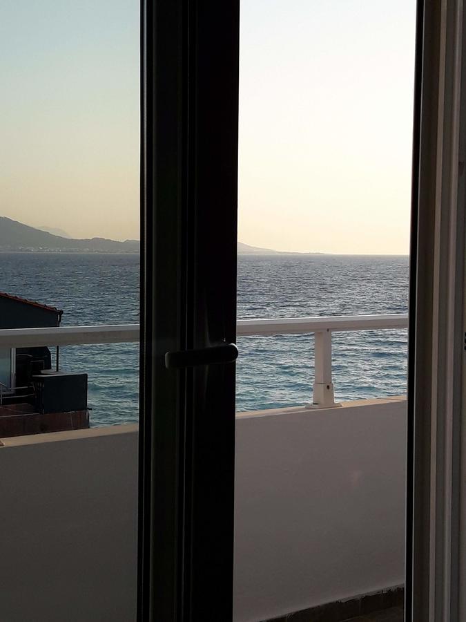 شقة A Unique Seaside View!!! Rhodes City المظهر الخارجي الصورة